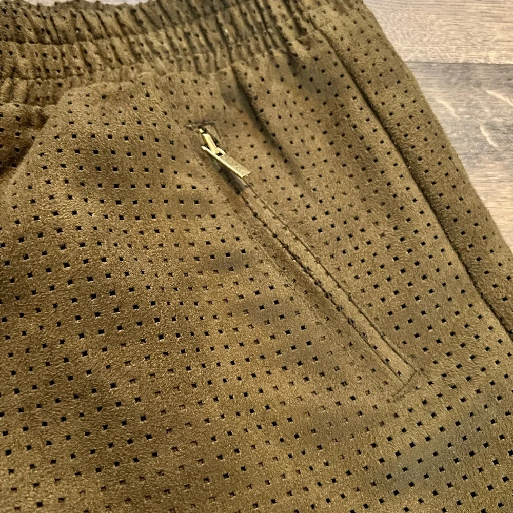 Forever 21 Shorts‎ SZ SM